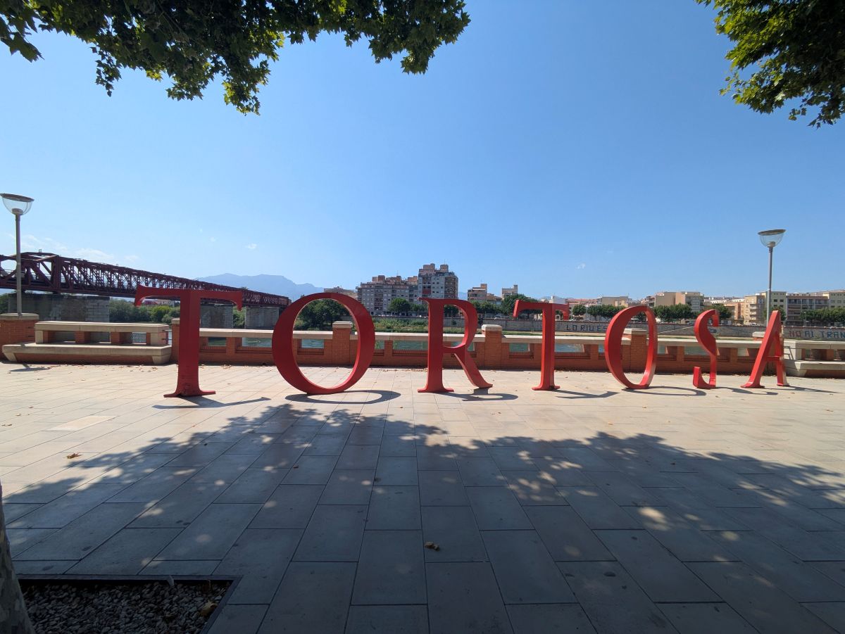 11-kleiner Bummel im wie ausgestorbenen Tortosa